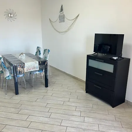 Viale Traiano Levante